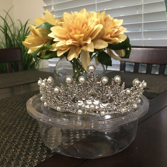 Tiara (Pearls and Diamonds) - Picture 7 of 7